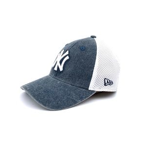 New Era Faded New York Yankees Mesh Flex-Fit S/M Baseball Hat